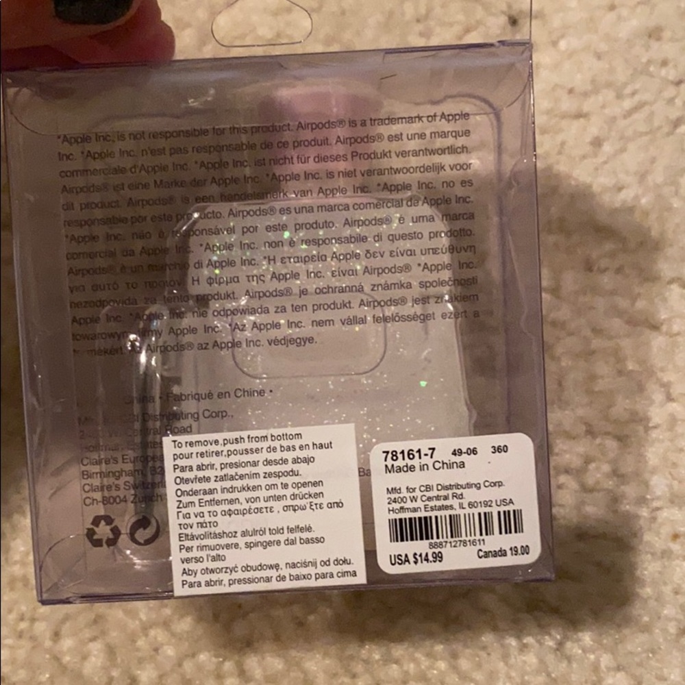 Apple AirPod Case - Picture 3 of 5